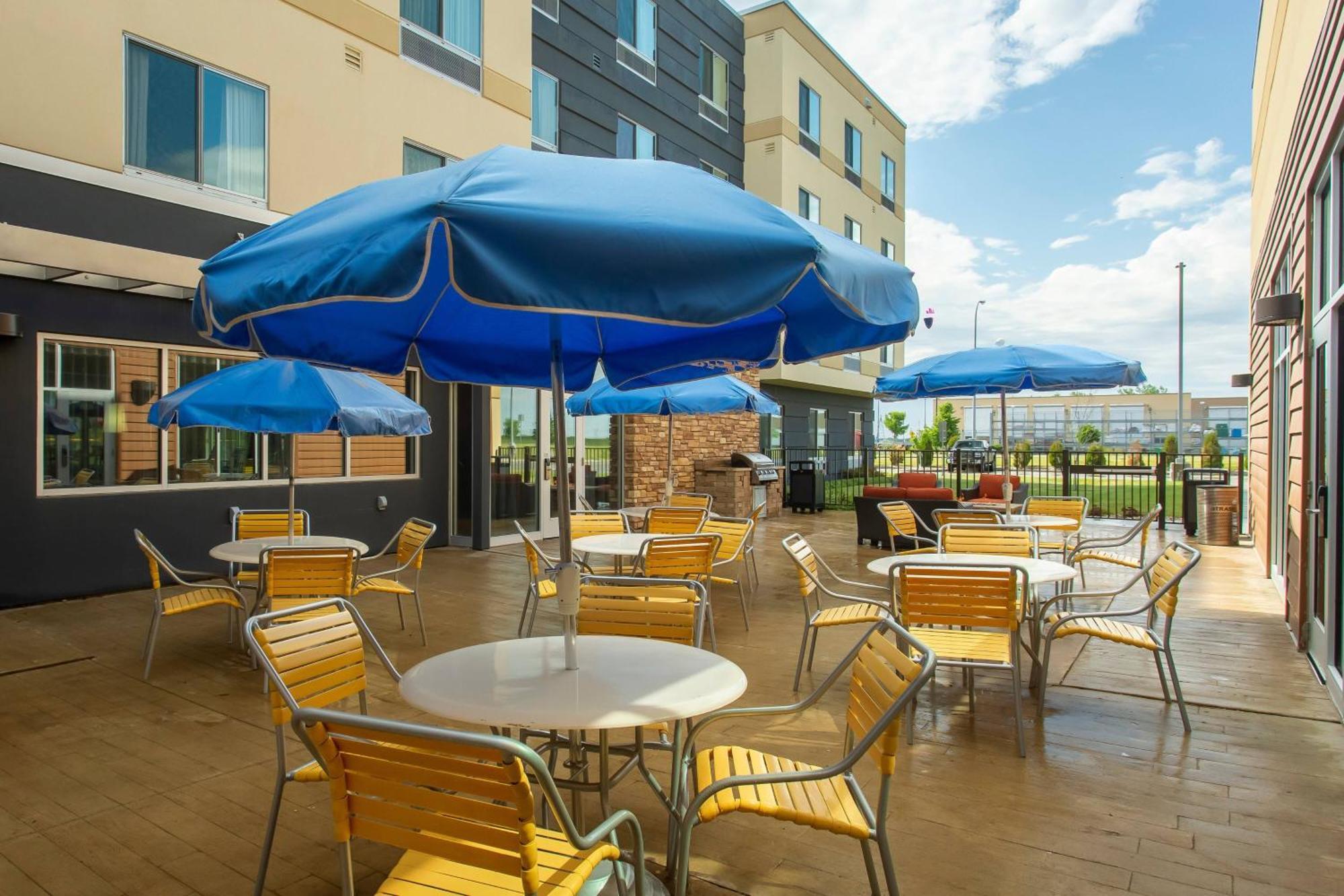 Fairfield Inn & Suites By Marriott Jamestown Exteriör bild